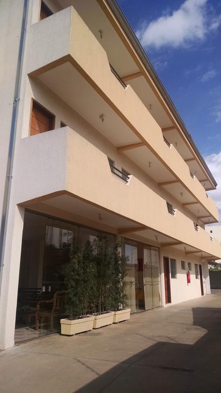 Hotel áries *